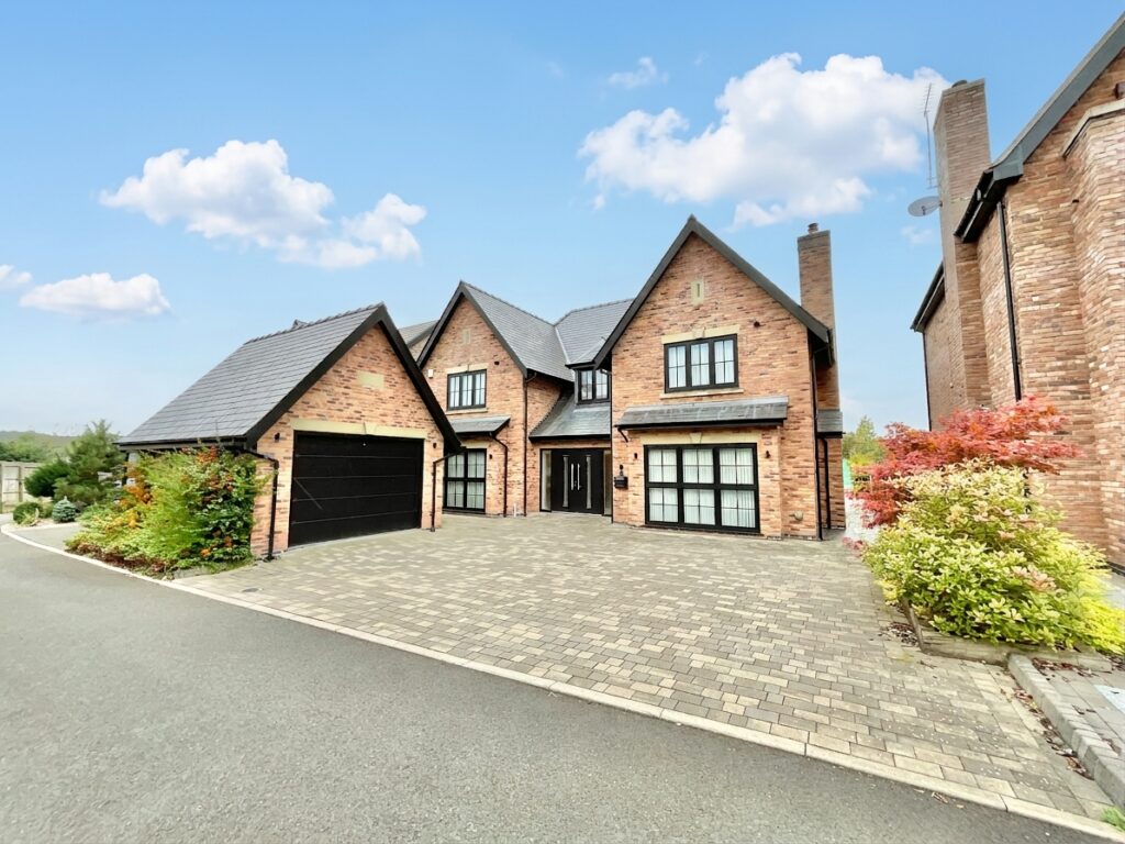 Anchor Close, Whitmore, ST5