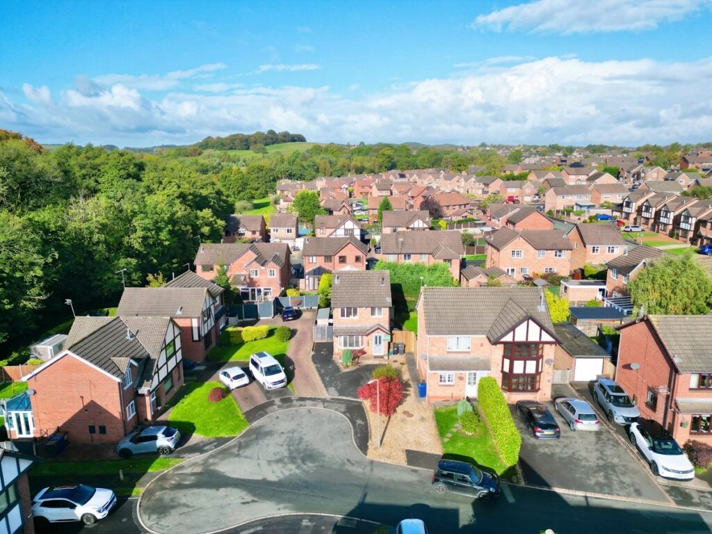 Gedney Grove, Newcastle, ST5