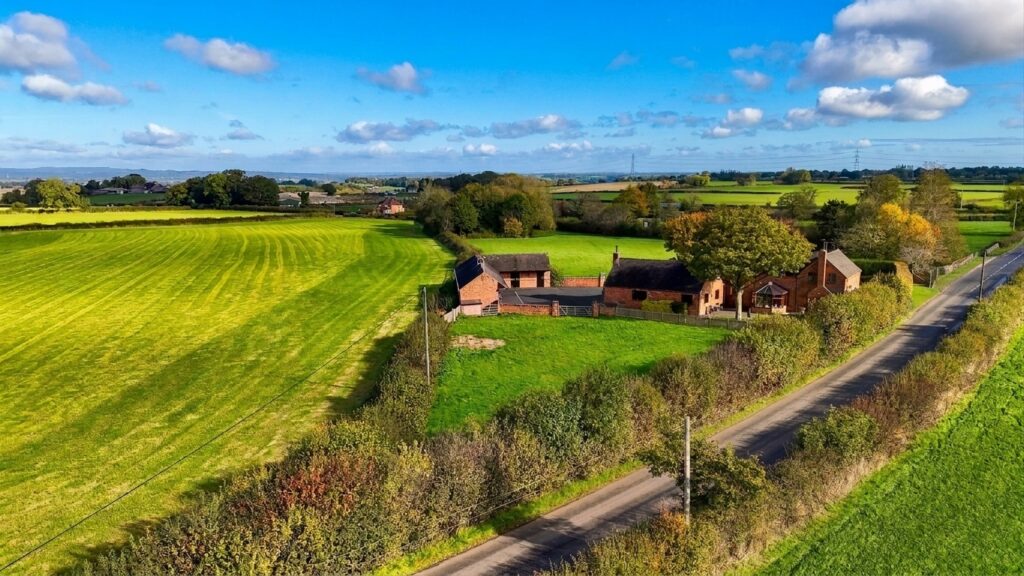 Loxley Green, Uttoxeter, ST14