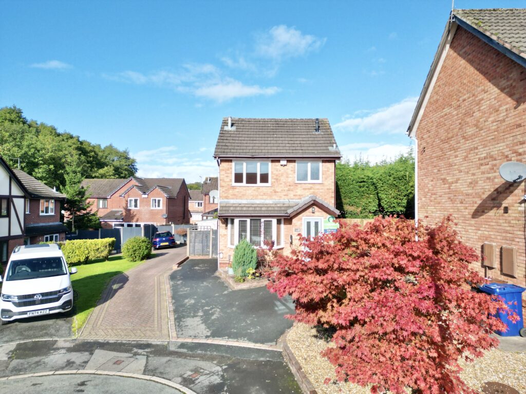 Gedney Grove, Newcastle, ST5